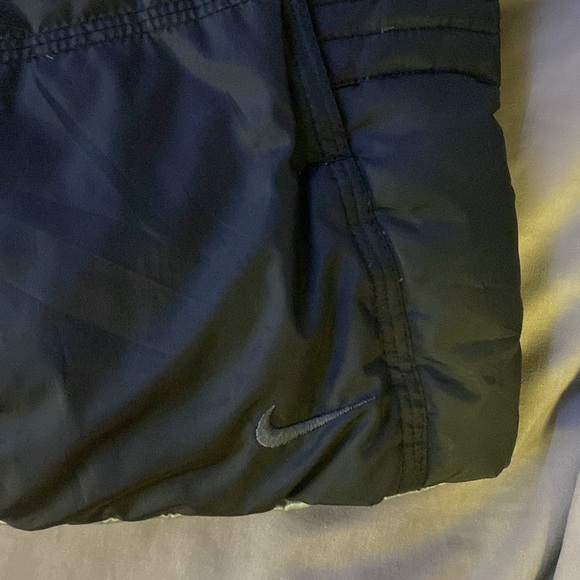 Vintage Reversible Nike Vest - Picture 5 of 6